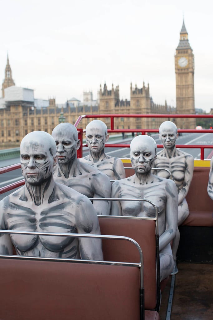 Robot humanoide chino establece récord mundial con caminata de 100 km