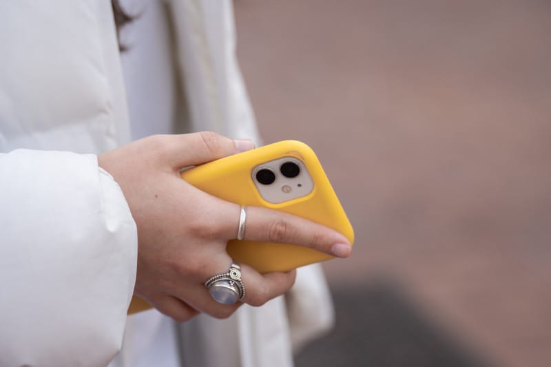 Estudio revela que usuarios exageran su adicción a Instagram