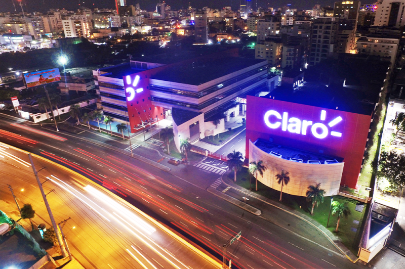 Claro reporta doble corte de fibra óptica que paraliza servicios digitales en RD