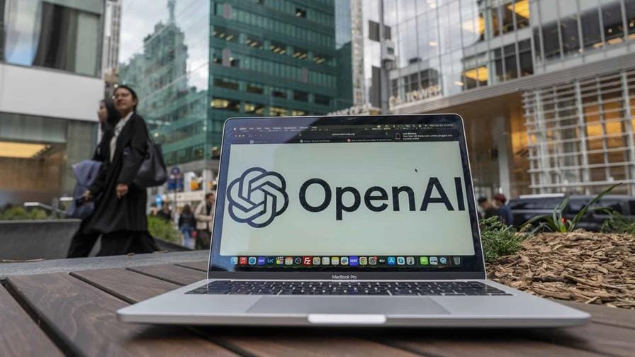 OpenAI activa 'código rojo' ante avance de competidores en IA generativa