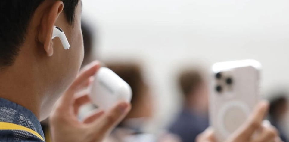 AirPods revolucionan la comunicación con traducción en tiempo real en la UE